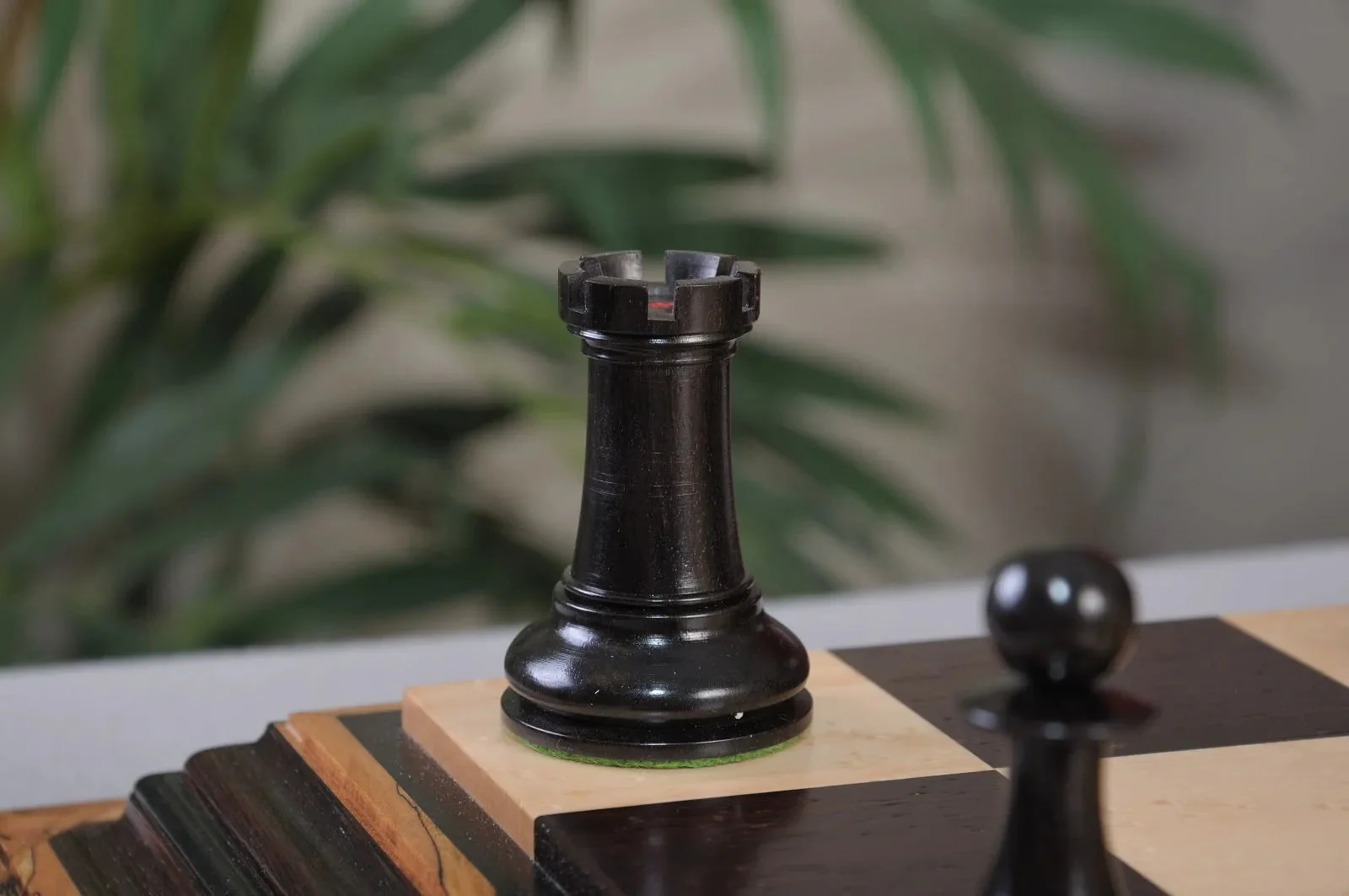 The 2020 Cairns Cup Commemorative Series Chess Pieces - Image 10