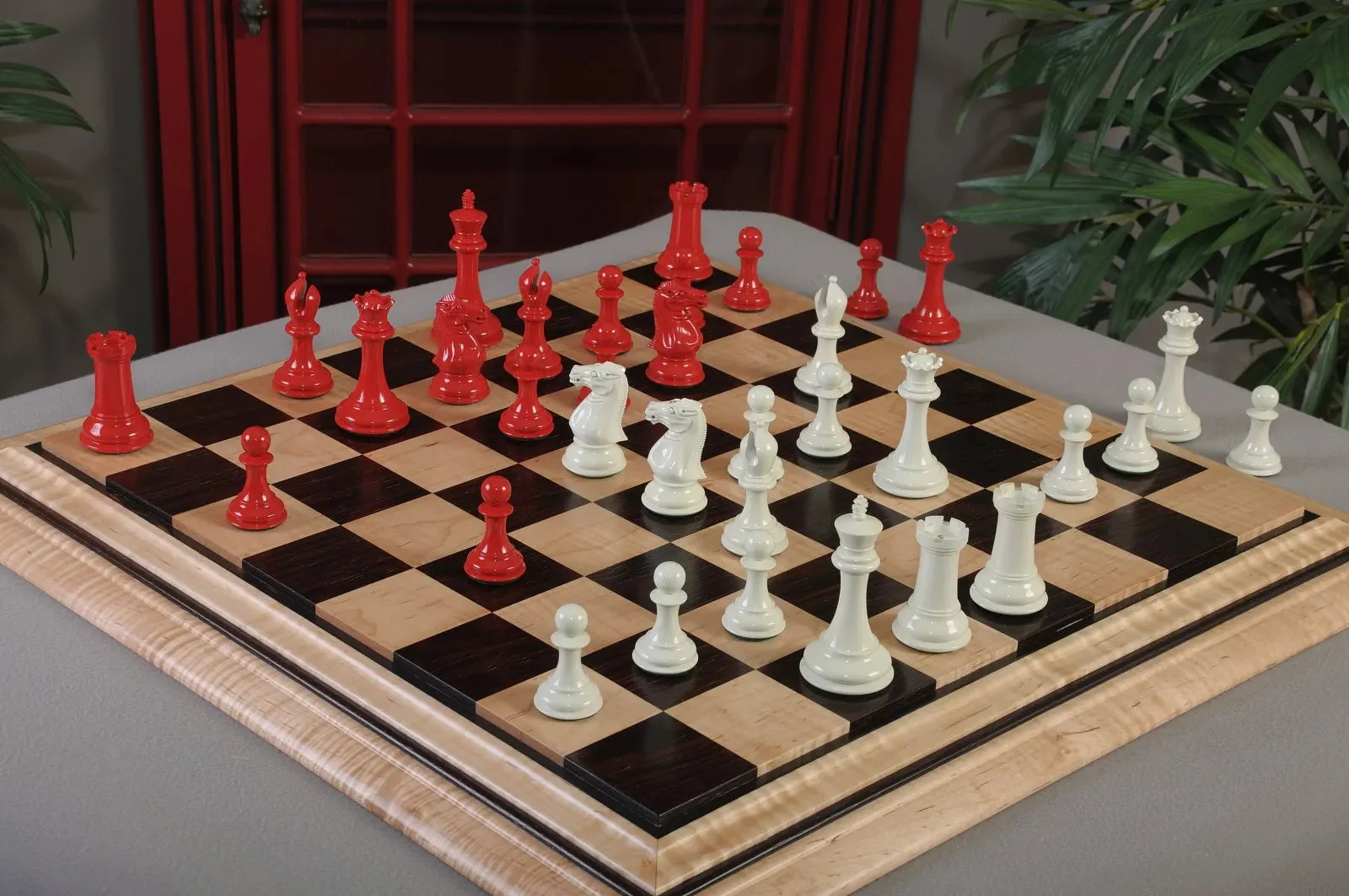 Red and Ivory Lacquered - Image 3