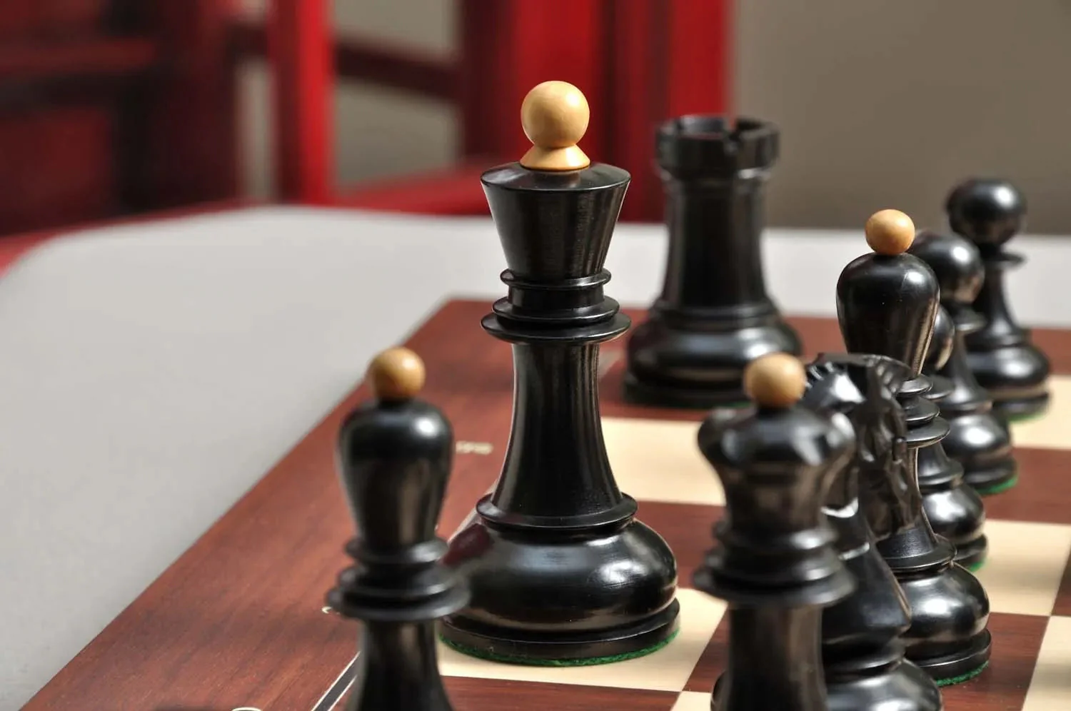 DGT Projects - Bluetooth Rosewood Board with Dubrovnik Chess Pieces - Image 6