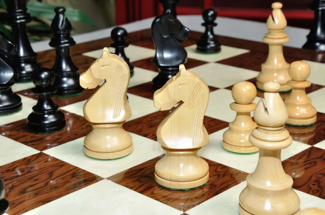 The Noble Series Chess Pieces - 3.75" King - Image 15