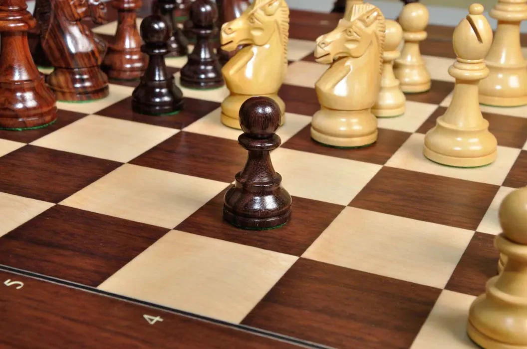 DGT Projects - USB Rosewood Board with Royal Chess Pieces - Image 10