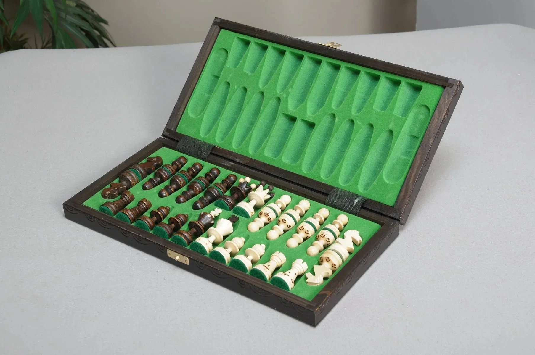 The Small Pearl Chess Set - INSERT - Image 6
