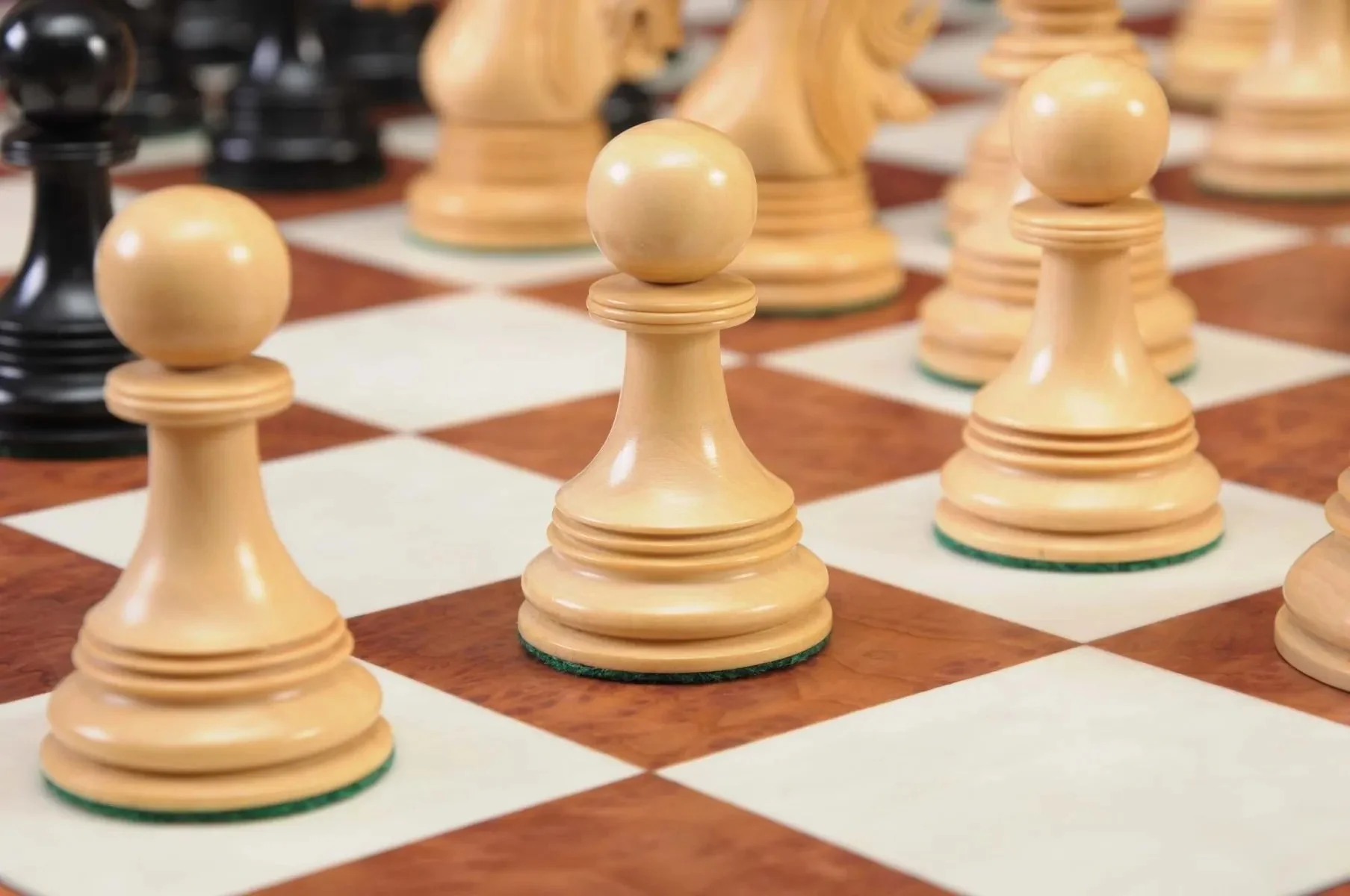 The Teramo Series Luxury Chess Pieces - 4.4" King - Image 32