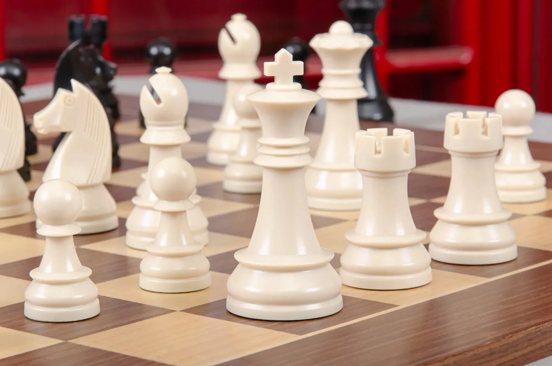 The German Series Triple Weighted Regulation Plastic Chess Pieces - 3.75" King - Image 3